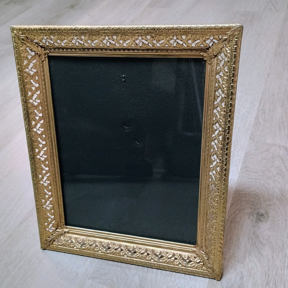 Vtg Gold Ornate Metal Picture Frame Filigree 8"x10" Classic Elegant - Picture 4 of 6